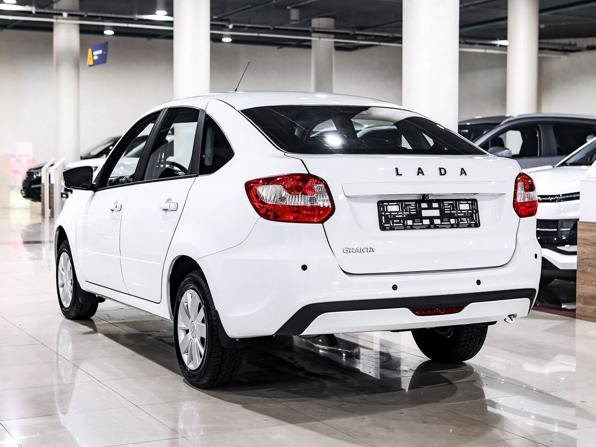 Купить Granta с пробегом