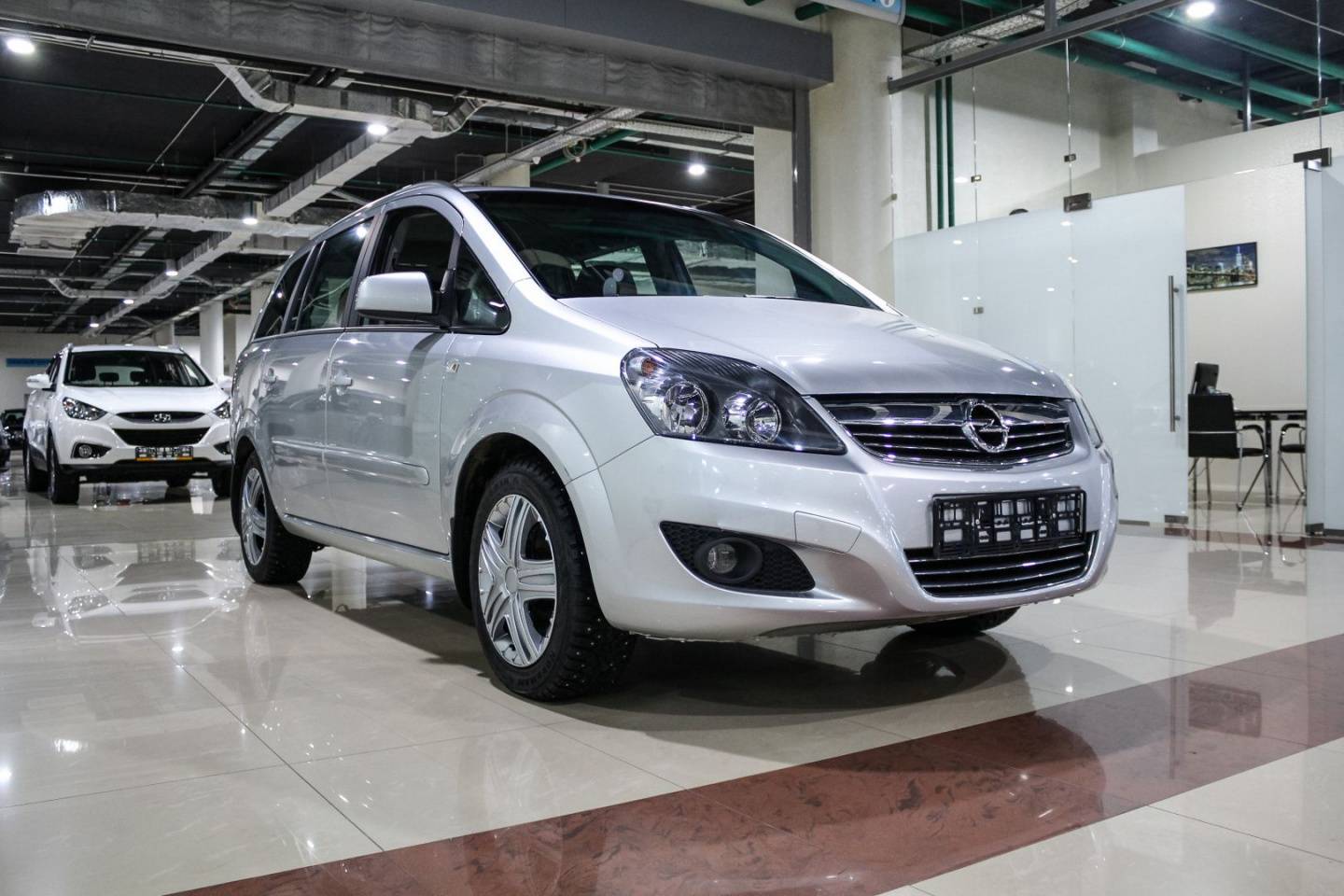 Купить Zafira с пробегом