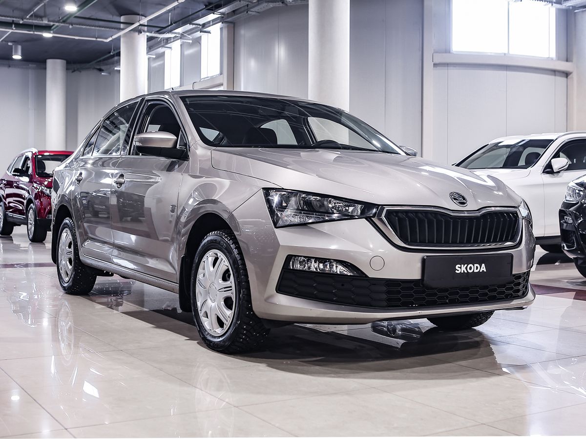 Купить Rapid с пробегом